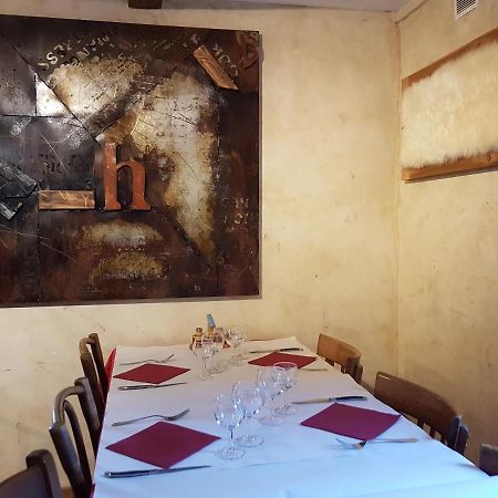 מלון Saint-Nicolas-la-Chapelle  Chalet La Source מראה חיצוני תמונה