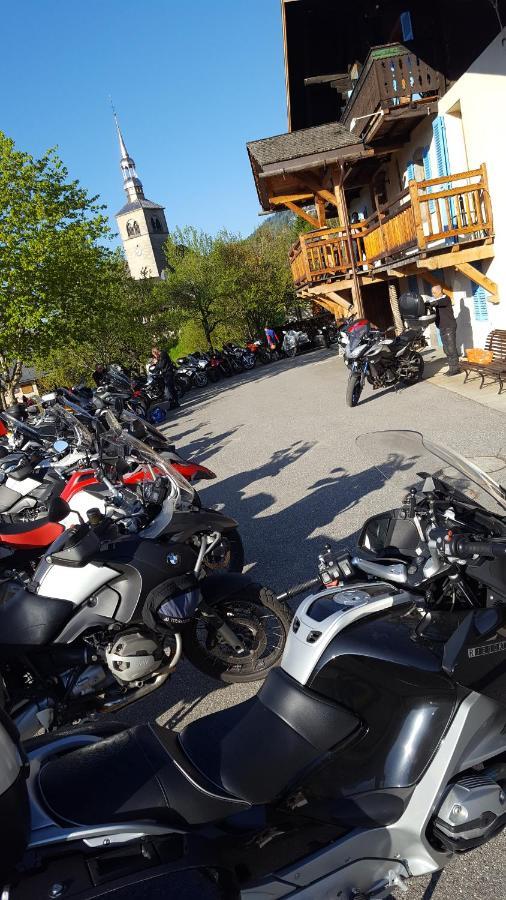 מלון Saint-Nicolas-la-Chapelle  Chalet La Source מראה חיצוני תמונה