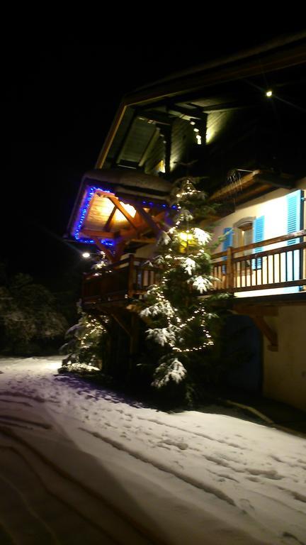 מלון Saint-Nicolas-la-Chapelle  Chalet La Source מראה חיצוני תמונה
