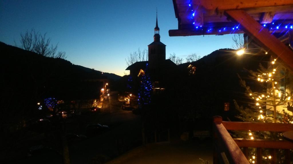 מלון Saint-Nicolas-la-Chapelle  Chalet La Source מראה חיצוני תמונה